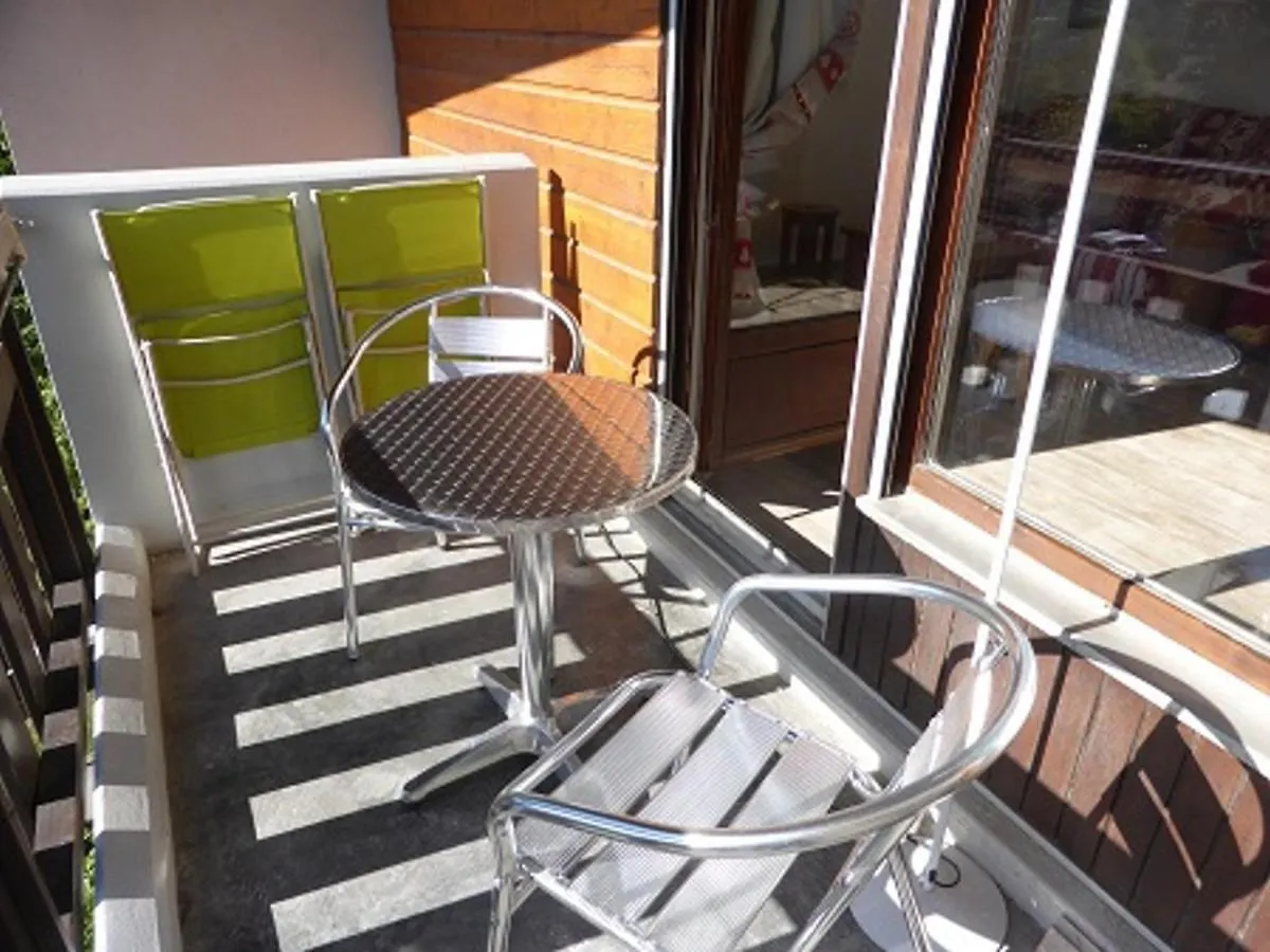 Appartement Lumineux Au Dernier Etage, 3 Pieces, Centre De Samoens, Proche Commerces Et Navette Ski - Fr-1-629-23 سامووه